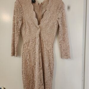 bebe Lace Long Sleeve Dress in Cream